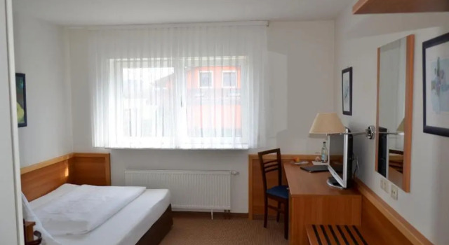 Номер Standard Hotel Höllsteiner Hof