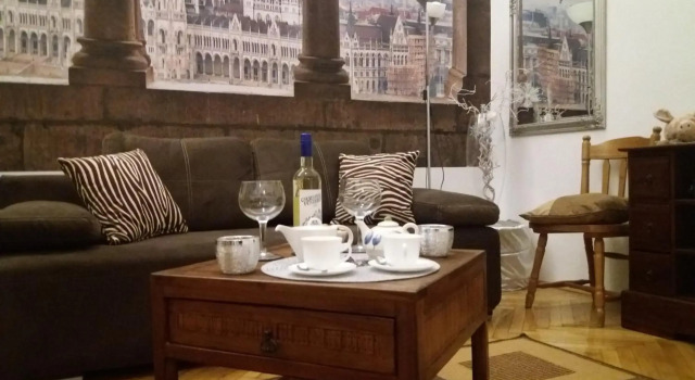 New West10 STAR Center, Varaa Hotelli Budapest Budapest