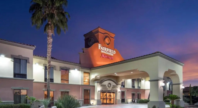 Fairfield Inn & Suites Tucson North/Oro Valley, Забронировать Отель Оро Вэлли штат Аризона