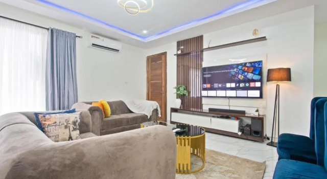 Luxury 2bedroom apartment with pool, Prenota Appartamento Hotel a Ikuata con piscina, Piscina