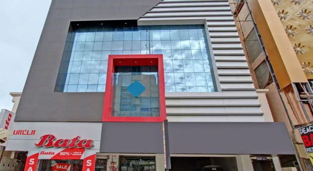 Capital O 46699 Hotel Insta, Забронировать Отель Отели штата Тамилнада 3 звезды, 3*