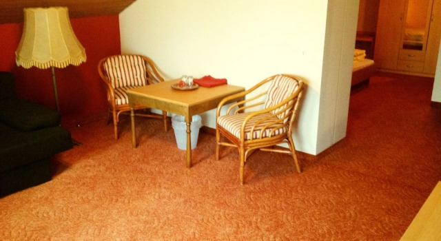 Zellerwirt Hotel & Restaurant, Varaa Hotelli Hotellit Baijeri pysäköinnillä, Pysäköinti