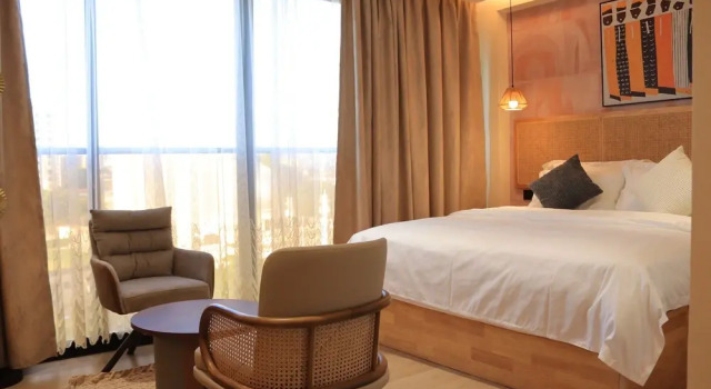 Номер Standard с балконом и с видом на город Arova Hotel