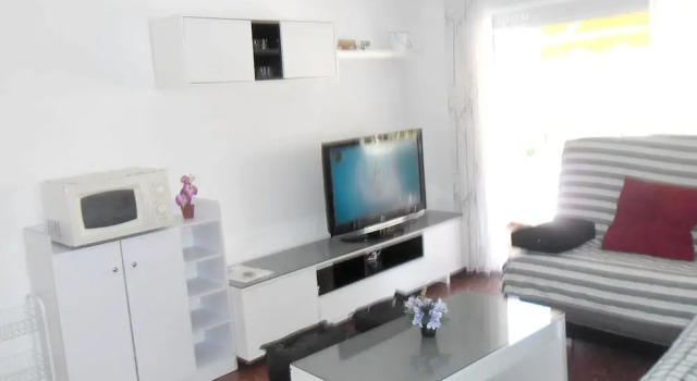 Studio in Caleta de Vélez, with Wonderful Sea View, Shared Pool, Enclosed Garden - 200 M From the Beach, Забронировать Апартаменты/квартира Отели Калета-де-Велес с бассейном, Бассейн