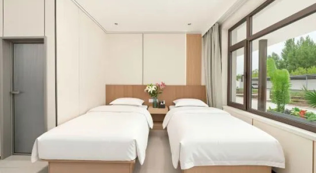 Семейный люкс с 2 комнатами Linxi Linxi Town Chengbei Homestay (Linxi County Government)