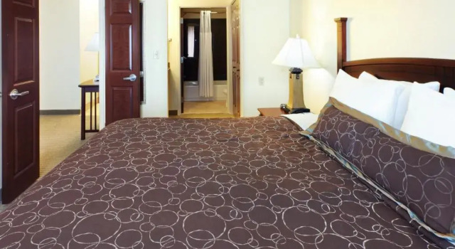 Люкс с 2 комнатами Staybridge Suites Hot Springs by IHG