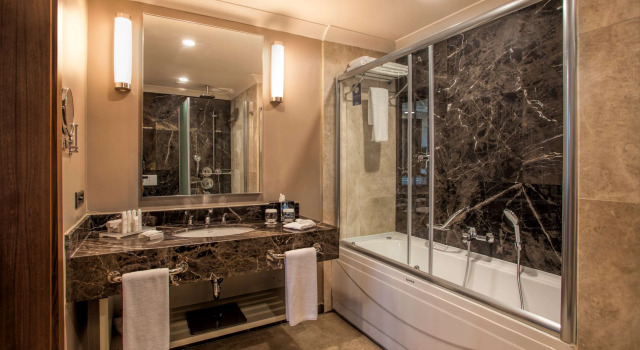 Люкс с 2 комнатами Radisson Blu Hotel, Diyarbakir