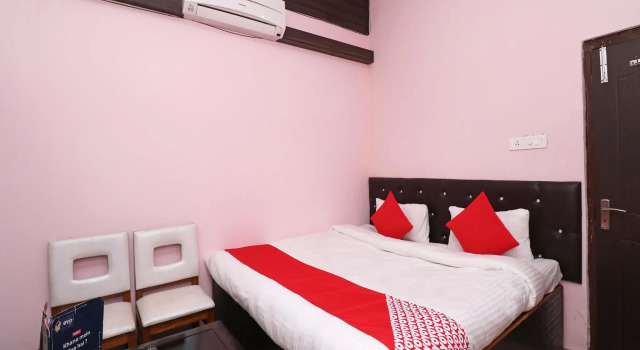 Hotel Express Inn