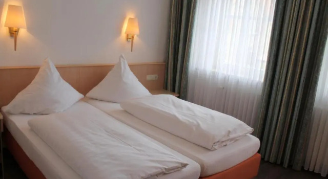 Двухместный номер Standard Hotel & Café Göller