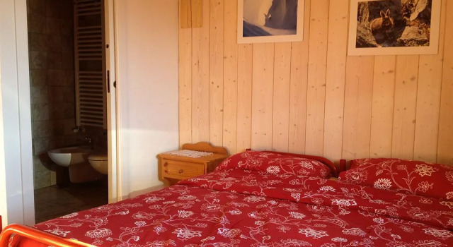 Rifugio Serot, Забронировать Отель Отели Ронченьо-Терме с парковкой, Парковка