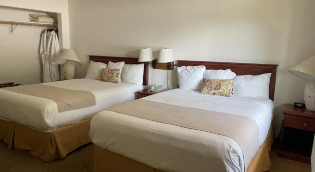 Четырёхместный номер Standard Carson Hot Springs Resort & Spa