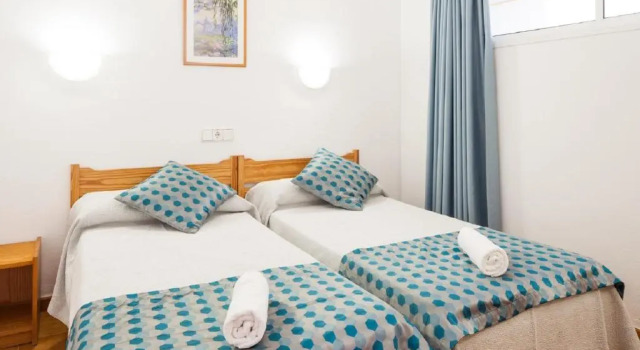 Апартаменты c 1 комнатой Aparthotel Puerto Cala Vadella