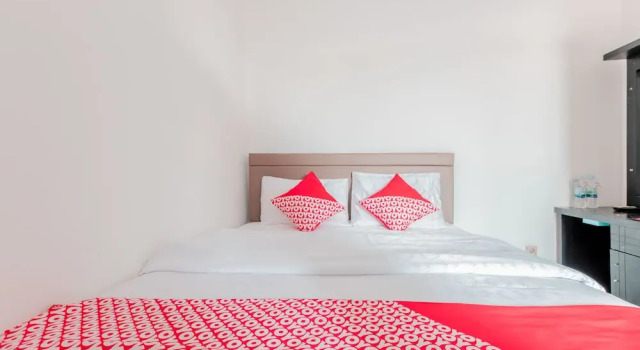 Koen Hanare by OYO Rooms, Rezervasyon Otel Kebayoran Baru Cakarta, Blok A yakınında