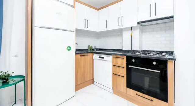 Апартаменты Missafir Modern Flat Near Beach in Muratpasa