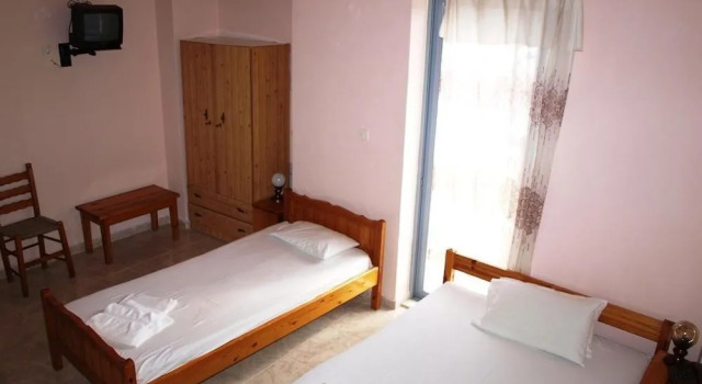 Hotel Pyrgos, Забронировать Отель Кунупидиана Западный Крит