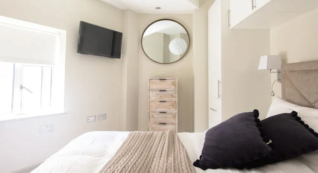 Апартаменты c 1 комнатой The Soho Loft - Elegant & Modern 1bdr in Soho
