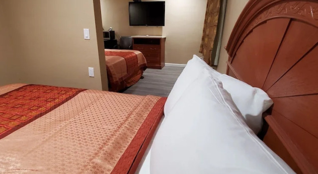 Двухместный номер Deluxe Budget Inn Motel