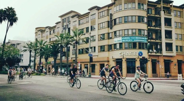 The 5600 Wilshire Boulevard, Забронировать Отель Отели Лос-Анджелеса с бассейном, рядом с Urban Light, Бассейн