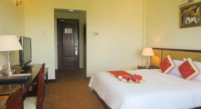 Seagull Hotel, Забронировать Отель Отели Binh Dinh с завтраком, Завтраки