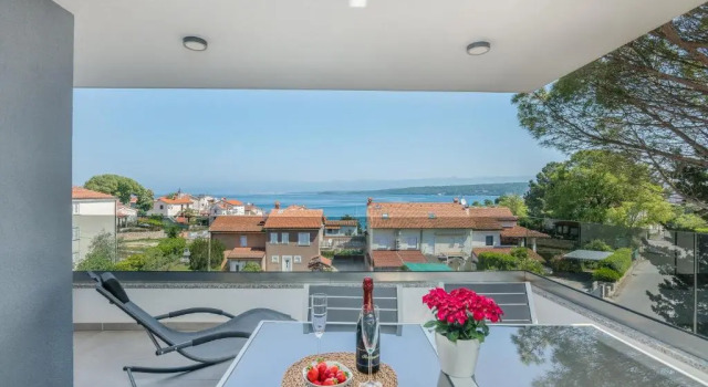 Апартаменты с видом на море Apartments Elle Luxury Vantačići