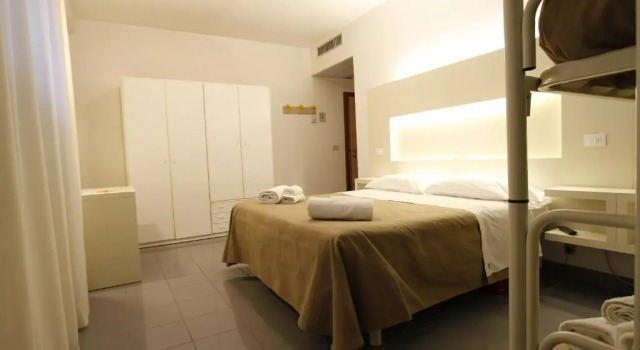 Трёхместный номер Superior Hotel Desire