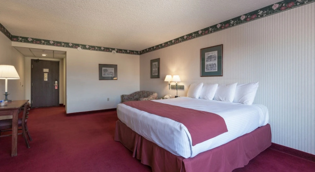 Двухместный номер Standard с видом на озеро Hoover Dam Lodge