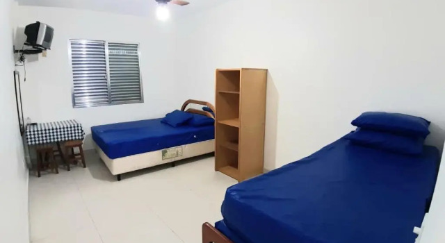 Sala-living/ 1 quadra da praia