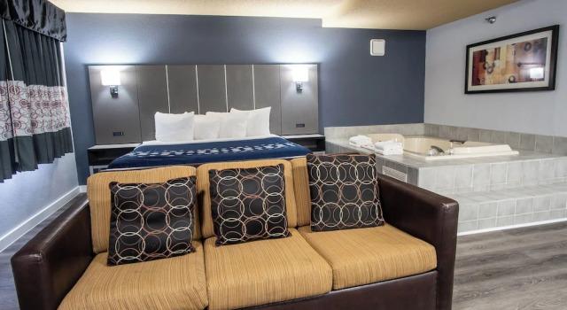 Номер Luxury Coratel Inn and Suites By Jasper Eagan ST Paul Airport & Mall of America
