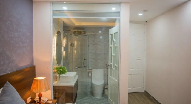 Green Hotel & Apartment HN - by BAY LUXURY, Забронировать Апартаменты/квартира Отели Кау Гиай с парковкой, Парковка