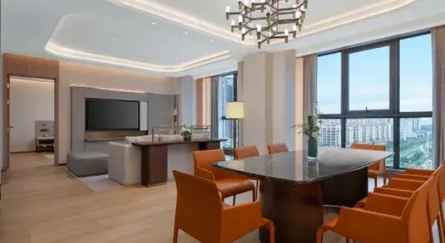 Двухместный люкс с 2 комнатами Holiday Inn Shaoguan Shaozhou City by IHG