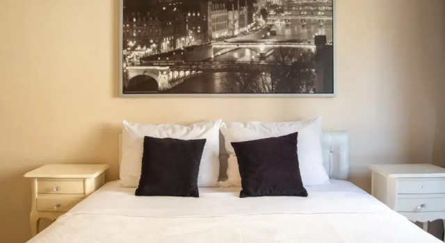Pleasant and Central Flat With Balcony in Izmir, Book Apartment Karabağlar Izmir