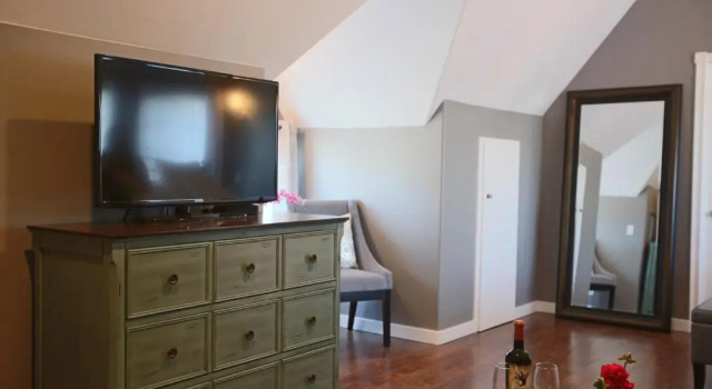 Номер Deluxe New Haven Inn