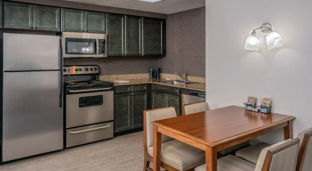 Люкс Residence Inn by Marriott Chesapeake Greenbrier