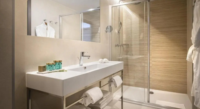 Номер Classic с балконом Aminess Laurel Khalani Hotel