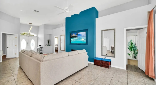 Charming Home With Private Pool and Electric Fire Place! #4bc110, Забронировать Дом для отпуска Виллы Давенпорт, Вилла