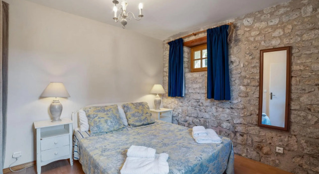 Cosy House With Spectacular Views and Private Pool