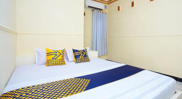 Camera Standard SPOT ON 2473 Buana Jaya Guest House