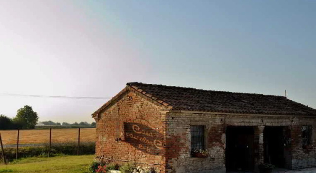 B&B Casa Pascolone, Reserva ahora Hotel Hoteles en Palidano con aparcamiento, Aparcamiento