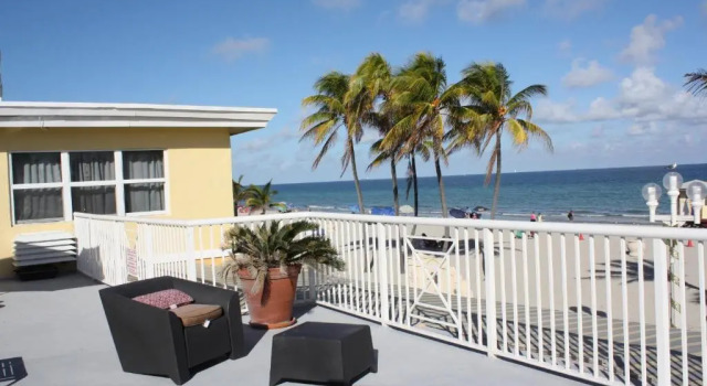 Четырёхместный номер Deluxe La Terrace Oceanfront