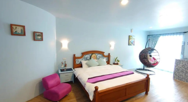 Двухместный номер Standard с балконом Lotus Hostel Beicheng Zhuang
