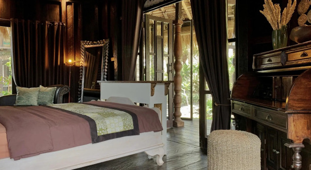 Most Exotic Beachfront Villa Keong