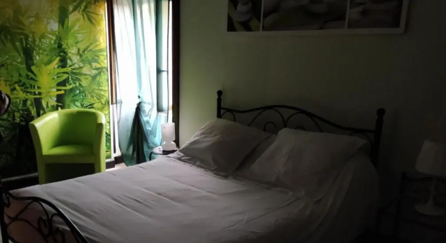 Lorée des 3 Rivières, Book Hotel Is-sur-Tille Burgundy.