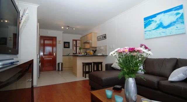 13 Bella Rosa Apartment