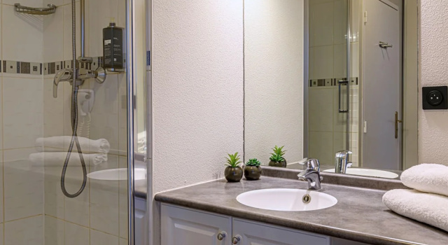 Апартаменты Standard с 2 комнатами Appart Hôtel Le Liberté Vannes Centre-Ville