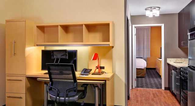 TownePlace Suites by Marriott London, Забронировать Отель Лондон Southwest Ontario