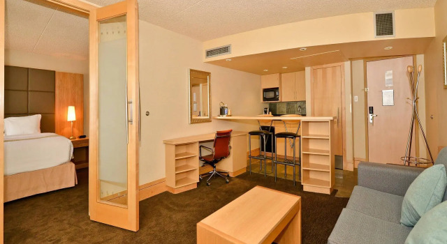 iHotel 67 Street, Book Hotel Red Deer Central Alberta