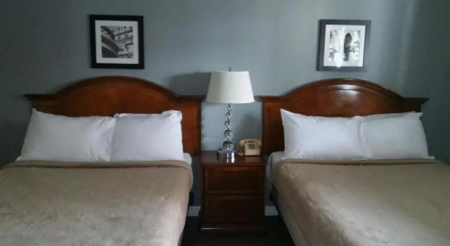 Четырёхместный номер Deluxe The Oak Motel