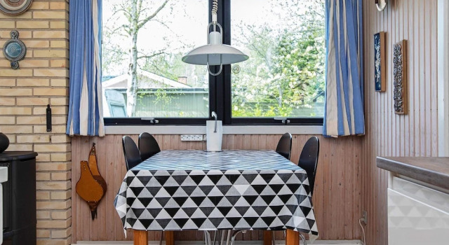Adorable Holiday Home in Væggerløse With Barbecue, Prenota Hotel Væggerløse Falster