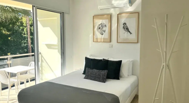 Апартаменты Constantinos Seaview Residence