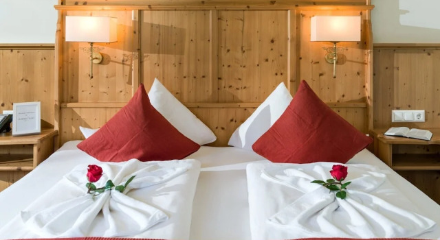 Двухместный номер Standard с балконом Hotel Harfenwirt